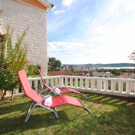 Seaview Luxury Apartment "Lucy" With Terrace & Vintage Summer Kitchen Trogir Dış mekan fotoğraf