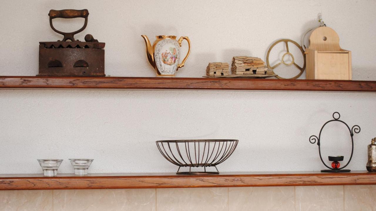 Seaview Luxury Apartment "Lucy" With Terrace & Vintage Summer Kitchen Trogir Dış mekan fotoğraf